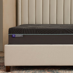 Image of Ice Cloud™ Hybrid Mattress